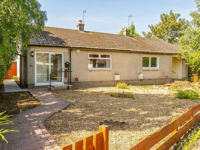 1 Bedroom Terraced Bungalow