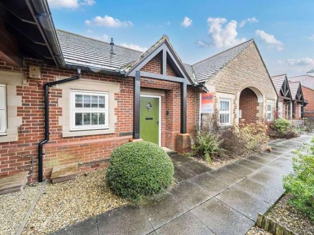 1 Bedroom Terraced Bungalow
