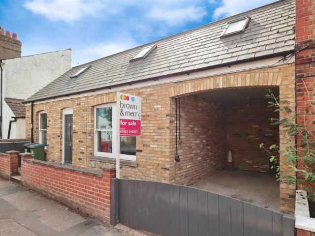 1 bedroom terraced bungalow for sale