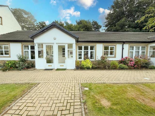 1 bedroom terraced bungalow for sale