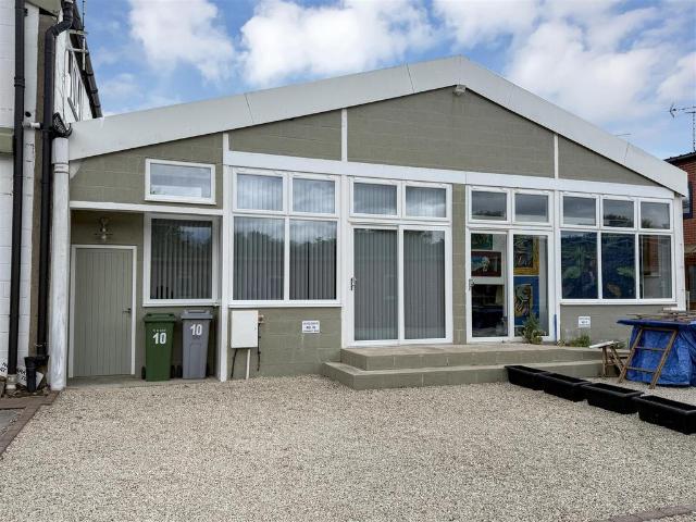 1 bedroom property for sale