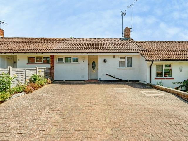 1 bedroom terraced bungalow for sale