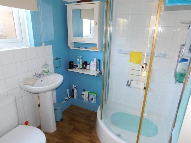 1 bedroom terraced bungalow for sale