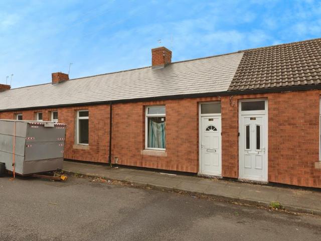 1 bedroom terraced bungalow for sale