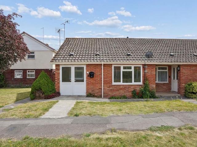 1 bedroom terraced bungalow for sale
