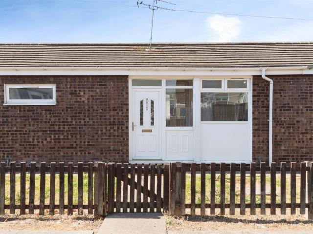 1 bedroom terraced bungalow for sale