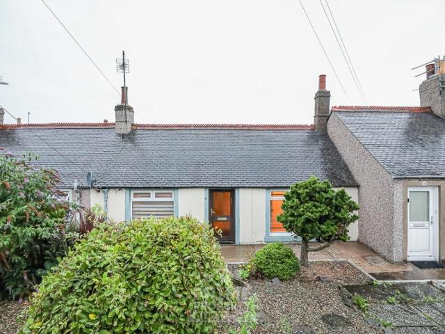 1 bedroom terraced bungalow for sale