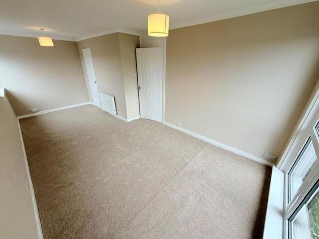 1 bedroom terraced bungalow to rent