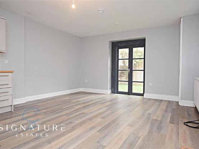 1 bedroom terraced bungalow to rent