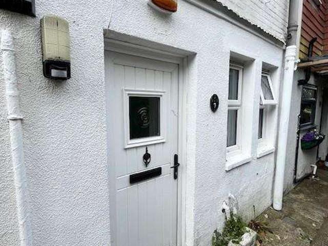 2 Bedroom Terraced House