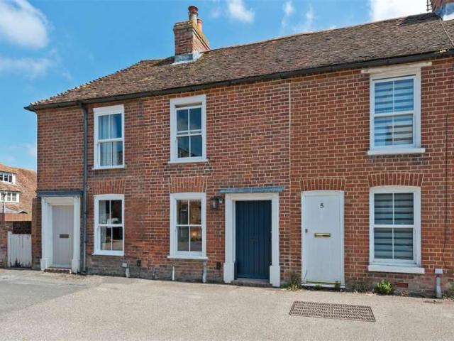 1 Bedroom Terraced House
