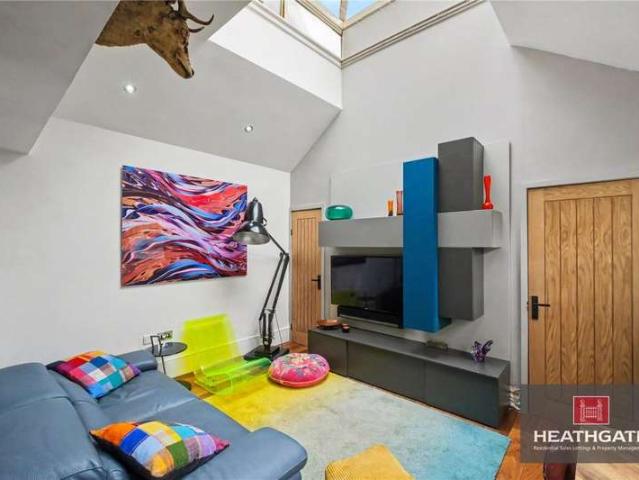 1 Bedroom Terraced House