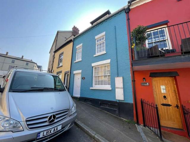 1 Bedroom Terraced House