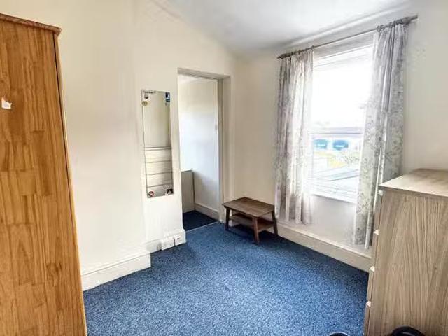 1 bedroom terraced house for rent in Kennington Avenue, Bishop.