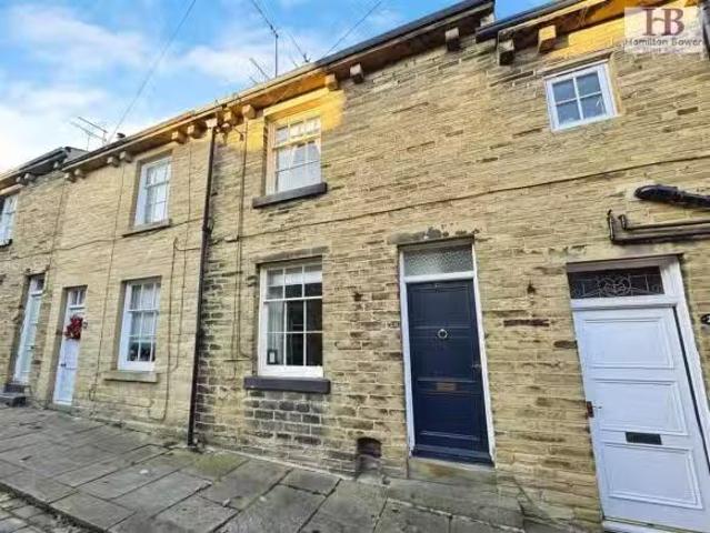 1 bedroom terraced house for rent in Herbert Street, Saltaire.
