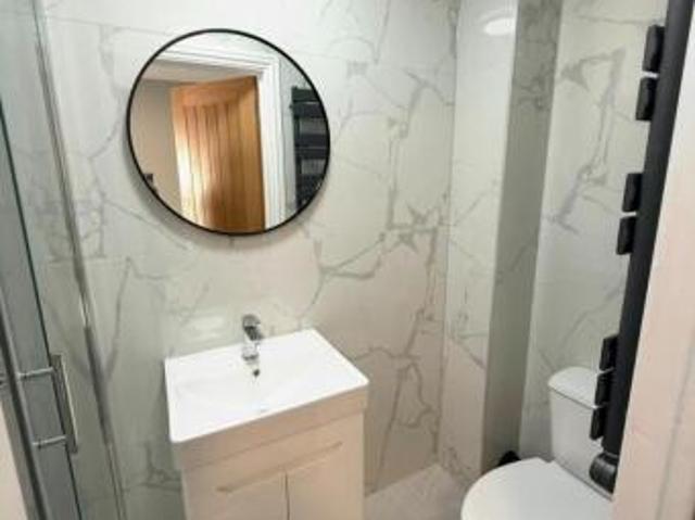 1 bedroom terraced house for rent in Penarth Road, Cardiff, CF11