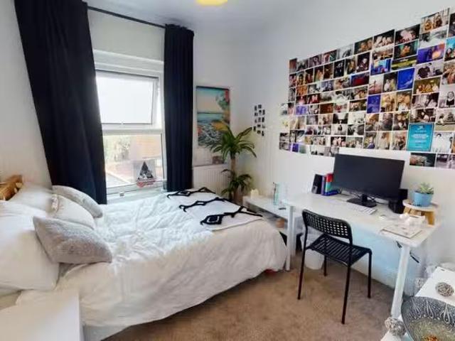1 bedroom terraced house for rent in Room 8, Christina Terrace.