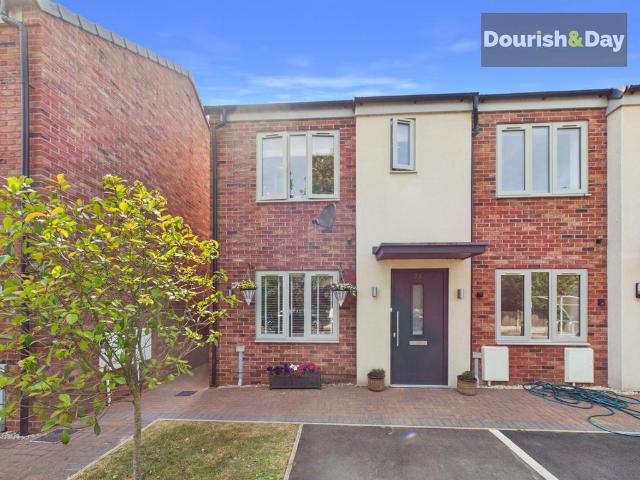 1 bedroom terraced house for sale