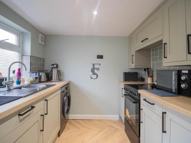1 bedroom terraced house for sale