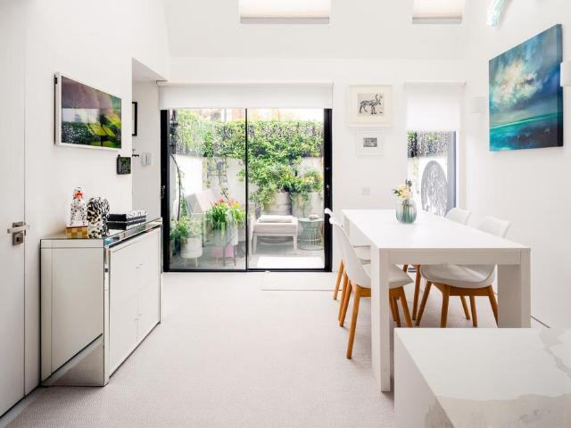 1 bedroom terraced house for sale
