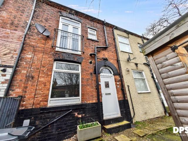 1 bedroom terraced house for sale