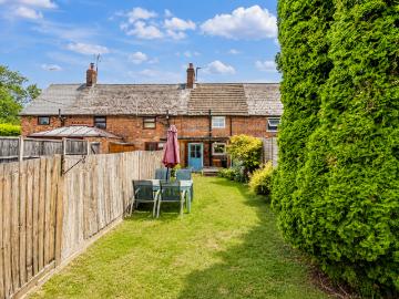 1 bedroom terraced house for sale