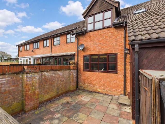 1 bedroom terraced house for sale