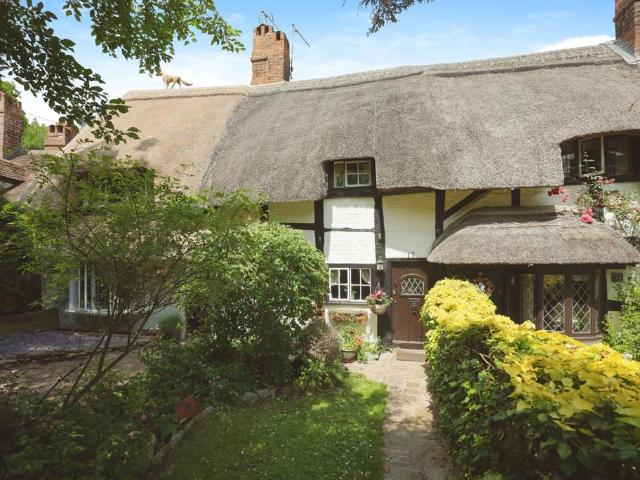 1 bedroom terraced house for sale