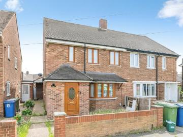 5 bedroom terraced house for sale