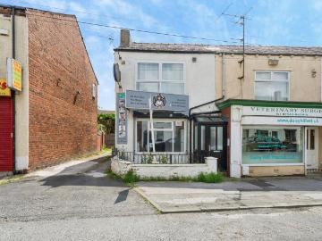 1 bedroom terraced house for sale
