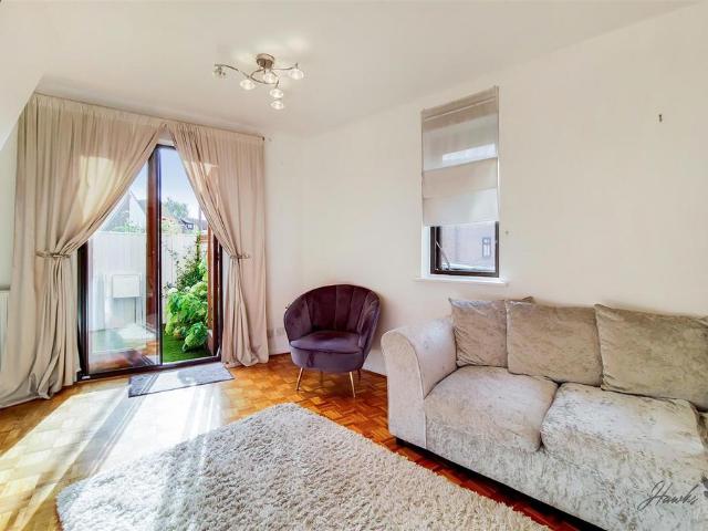 1 bedroom terraced house for sale