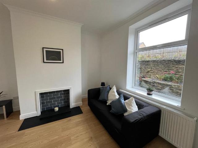 1 bedroom house for sale