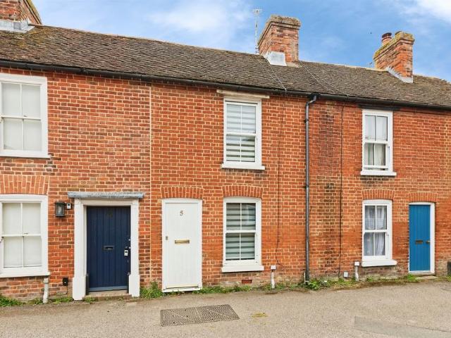 2 bedroom terraced house for sale