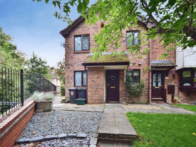 1 bedroom terraced house for sale