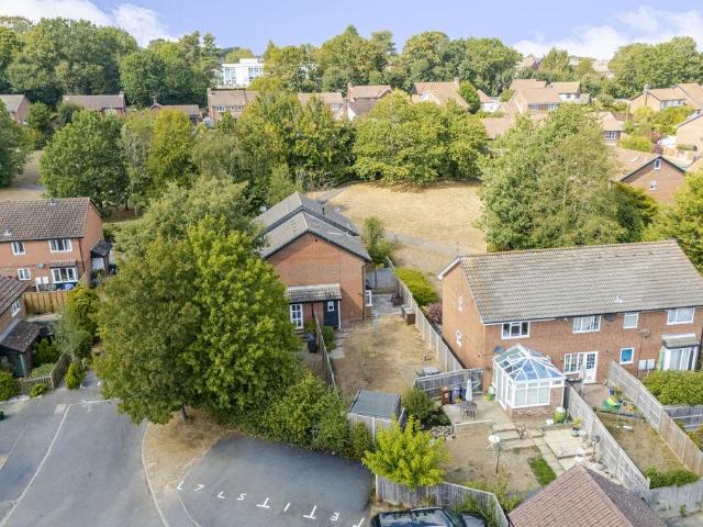 1 bedroom terraced house for sale