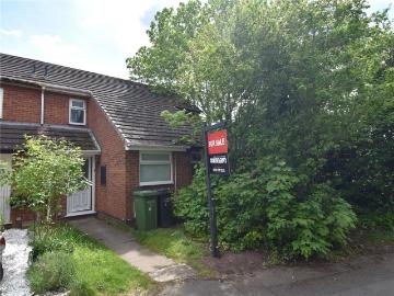 House for sale in Burhill - Garden, Equipped kitchen