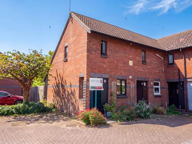 1 bedroom terraced house for sale