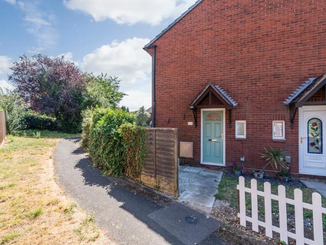1 bedroom terraced house for sale