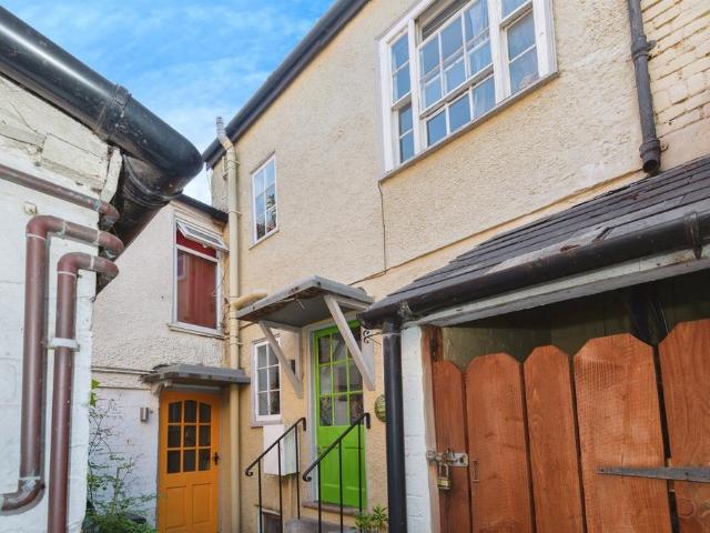 1 bedroom terraced house for sale
