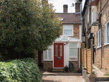 1 bedroom terraced house for sale