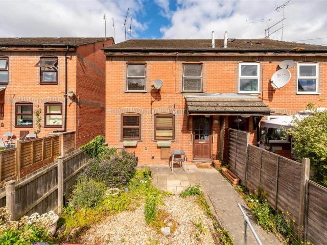 1 bedroom terraced house for sale