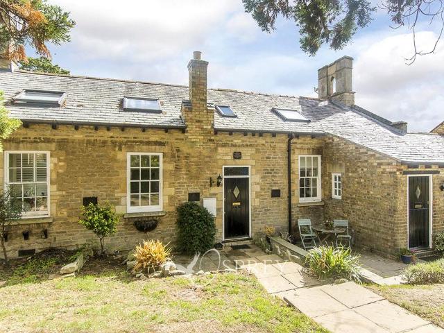 1 bedroom terraced house for sale