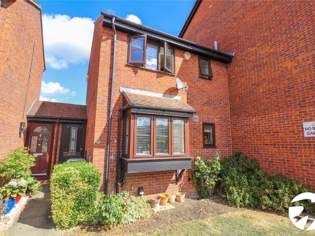 1 bedroom terraced house for sale