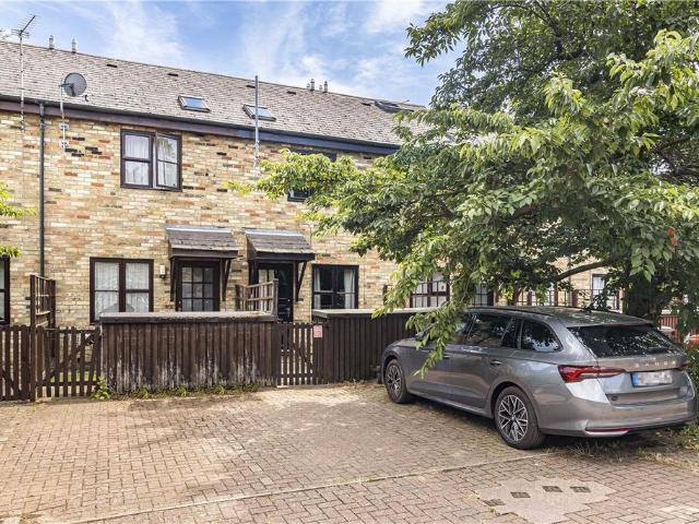 1 bedroom terraced house for sale