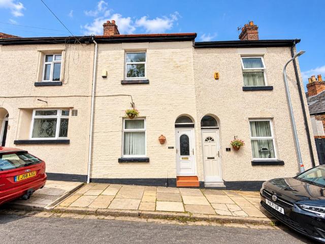 1 bedroom terraced house for sale