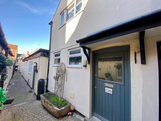 1 bedroom terraced house for sale