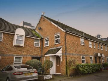 1 bedroom terraced house for sale