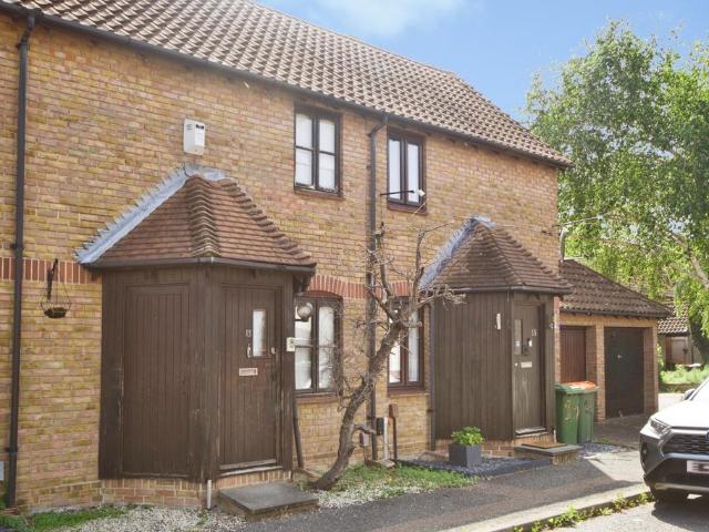 1 bedroom terraced house for sale