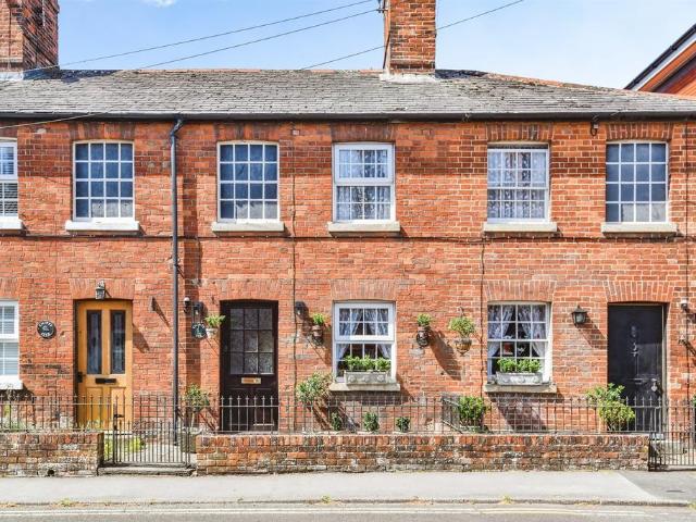 1 bedroom terraced house for sale