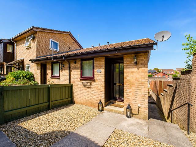 1 bedroom terraced house for sale